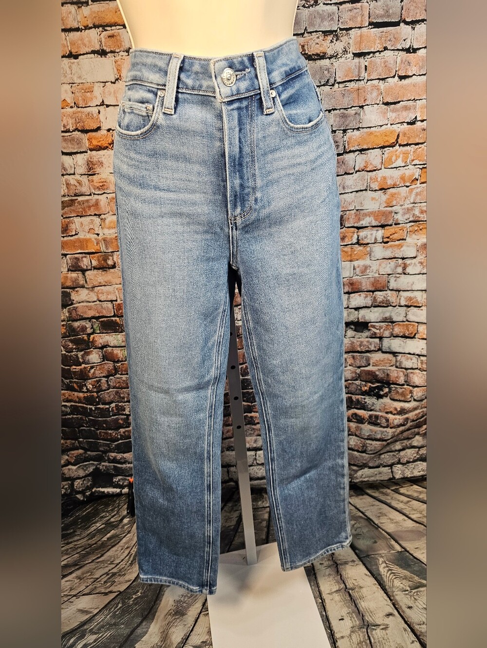 PAIGE Cindy High Rise Straight Leg Jeans Light Wash Women's 27 Premium Denim
